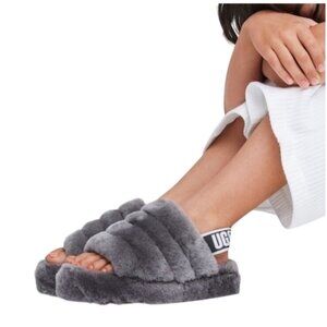 UGG FLUFF YEAH SLIDE Women’s Gray Size 8 Sheepskin Slipper Sandals Bling Strap
